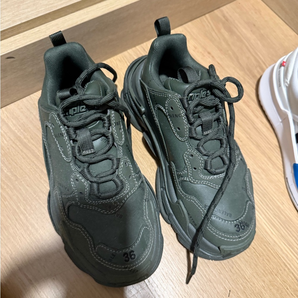Balenciaga Green Chunky Sneakers Modern Design